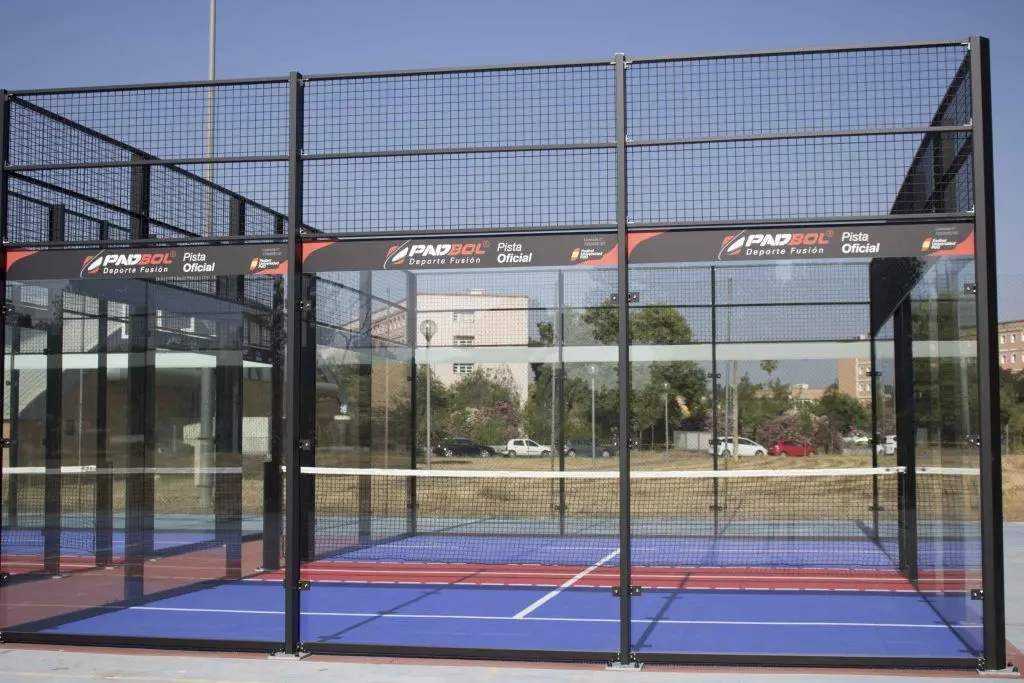 Universidad Pablo de Olavide UPO — instalación deportiva