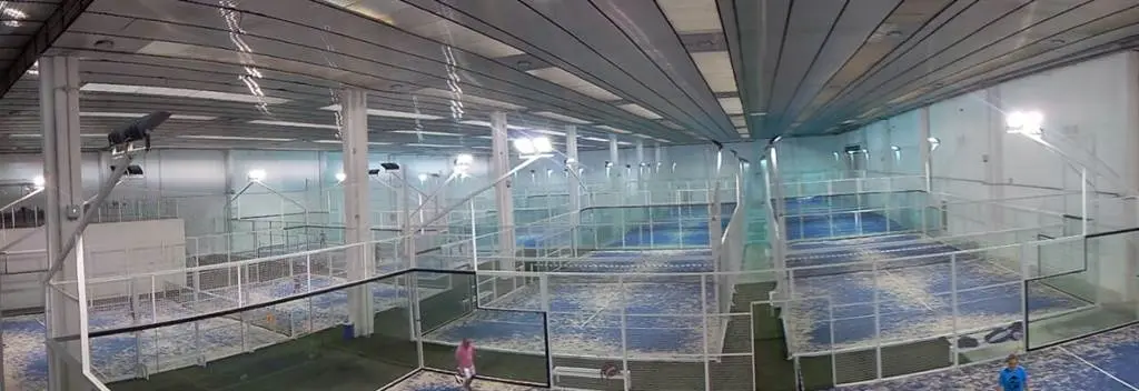 Barberà Padel Indoor — instalación deportiva