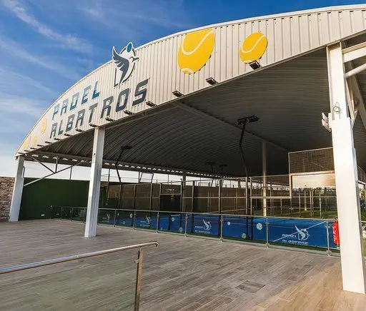 Padel Albatros Club Deportivo — instalación deportiva