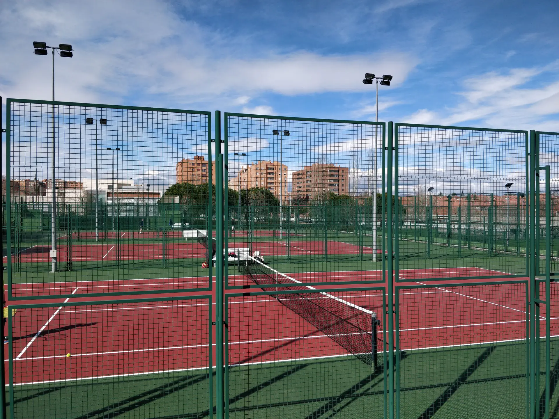 Club de Tenis Tres Cantos — instalación deportiva
