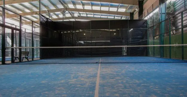 Club PadelYou Móstoles — instalación deportiva