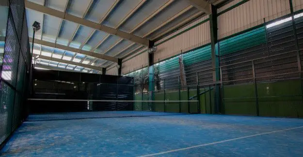Club PadelYou Móstoles — instalación deportiva