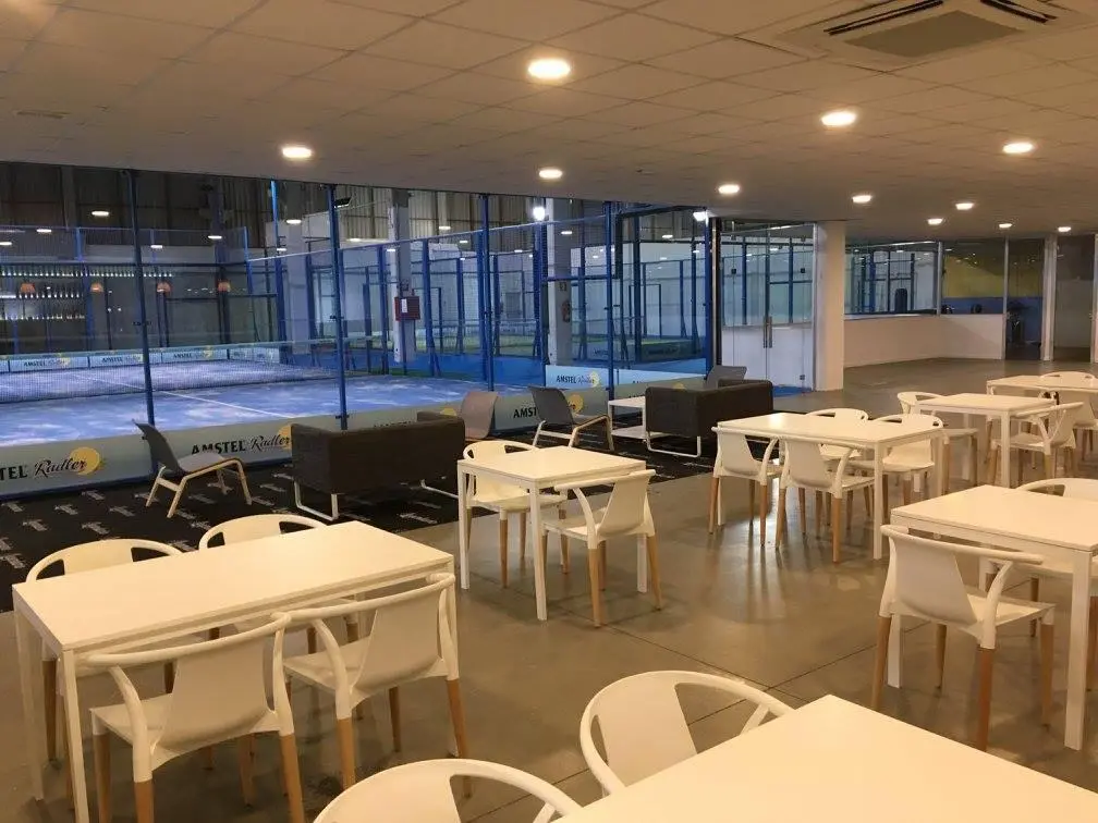 CR5 Padel Fuente El Saz — instalación deportiva