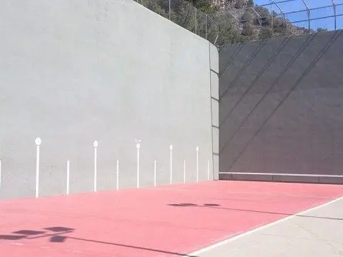 Club de Tenis Valldigna — instalación deportiva