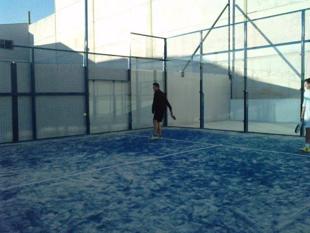 Padel Aries — instalación deportiva