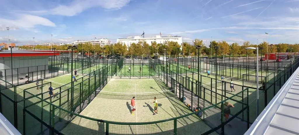 Padel Wanda Alcalá Atlético de Madrid. — instalación deportiva