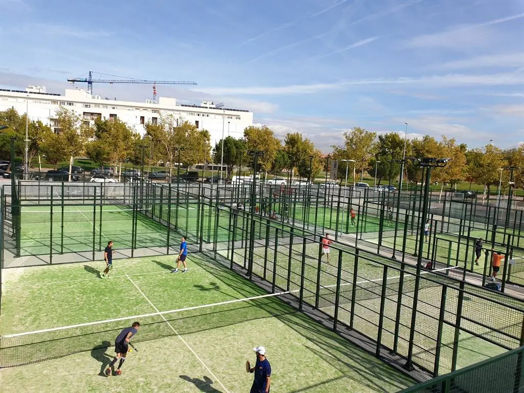 Padel Wanda Alcalá Atlético de Madrid. — instalación deportiva