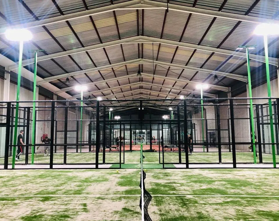 Patagonia Padel Indoor — instalación deportiva