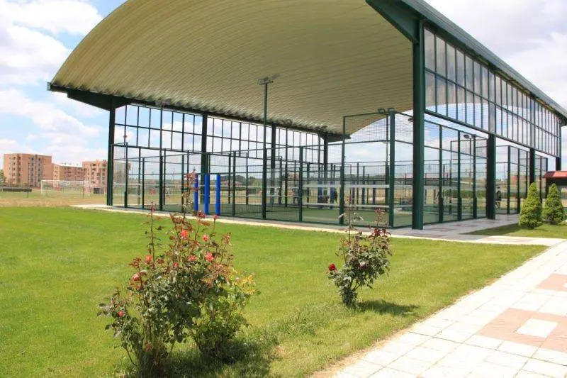Casa de Asturias en León — instalación deportiva