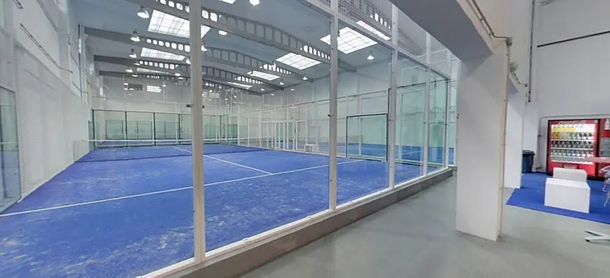 0,0 Padel — instalación deportiva