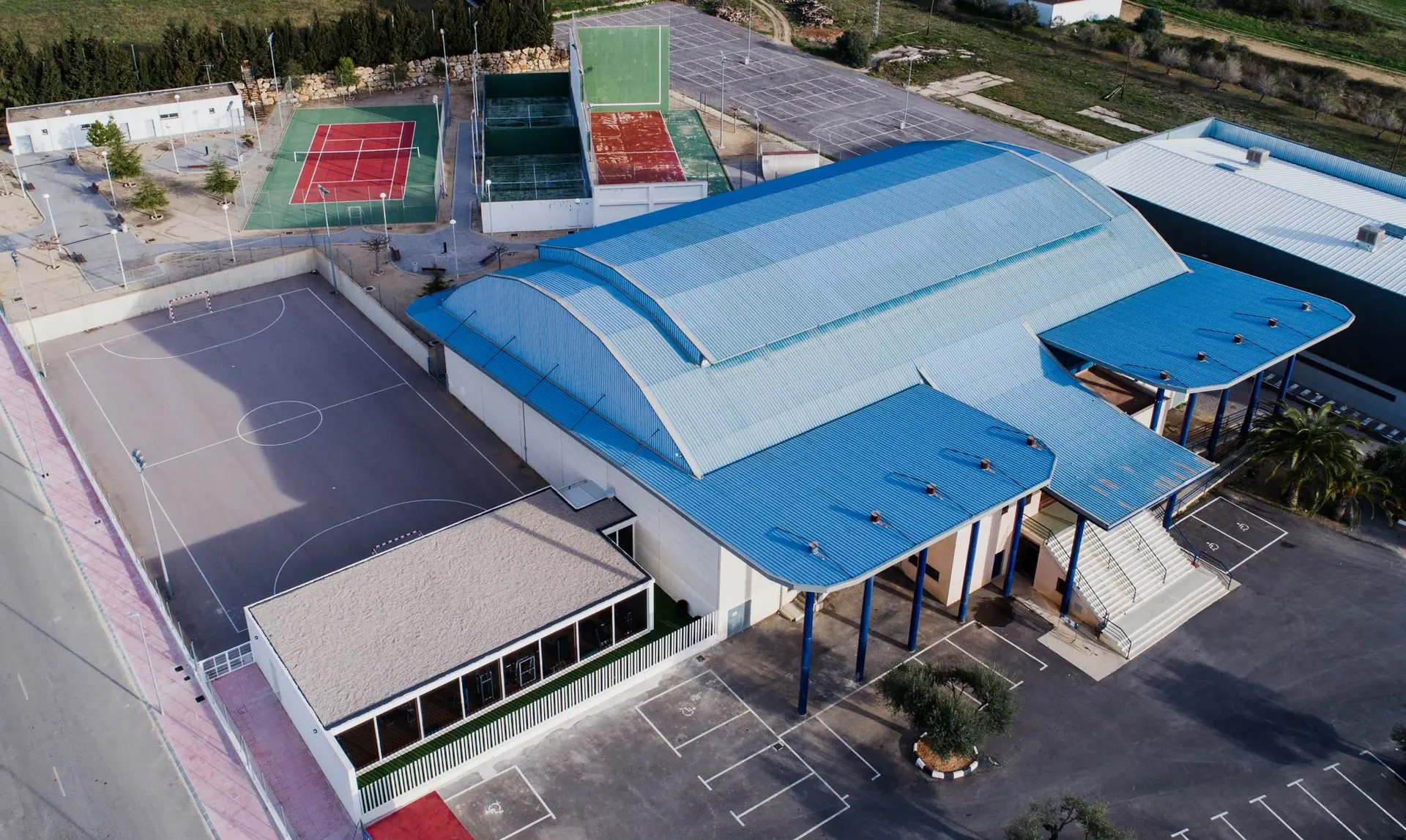 Pádel & Fitness Nolimits Alcossebre — instalación deportiva