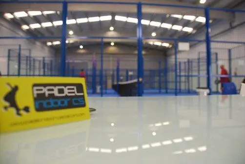 Padel Indoor Castellón — instalación deportiva
