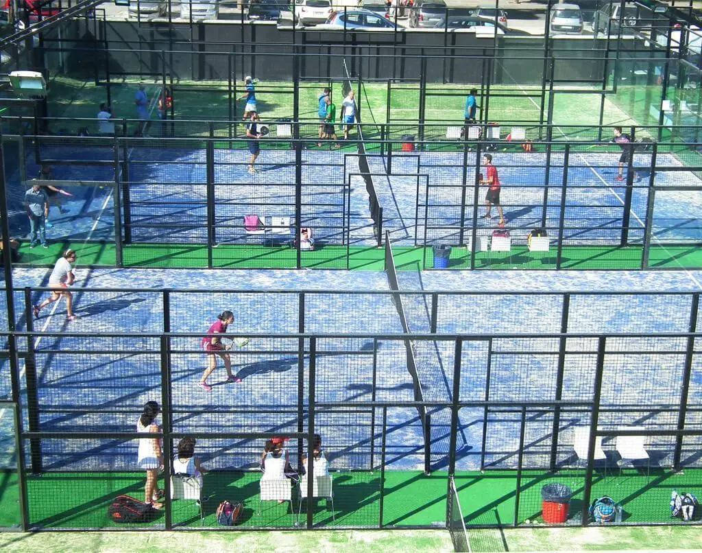 Club Más Padel — instalación deportiva