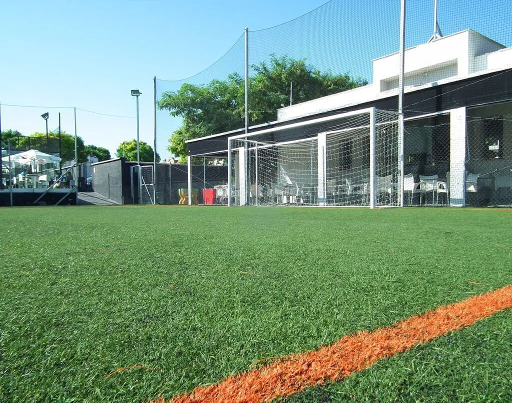 Club Más Padel — instalación deportiva
