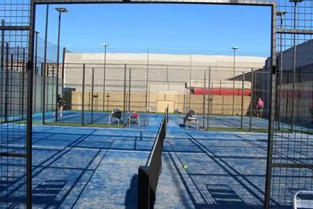 Padel Club La Llagosta — instalación deportiva