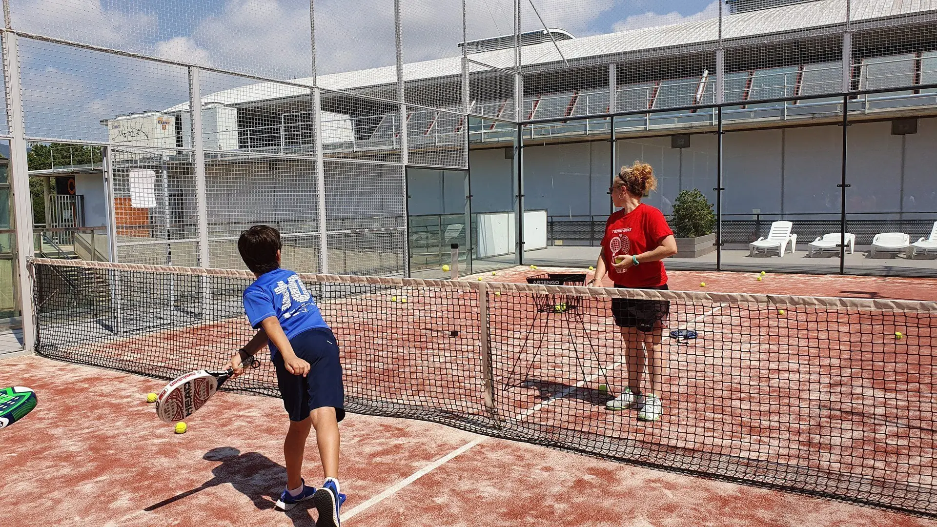 Atles Esports Pádel — instalación deportiva