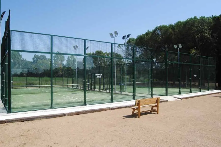 Pin's Padel 24h — instalación deportiva