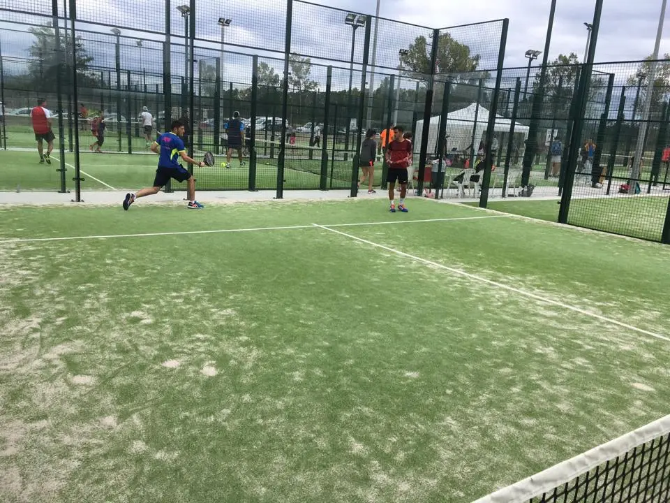 Club Táctica Pádel Vidreres — instalación deportiva