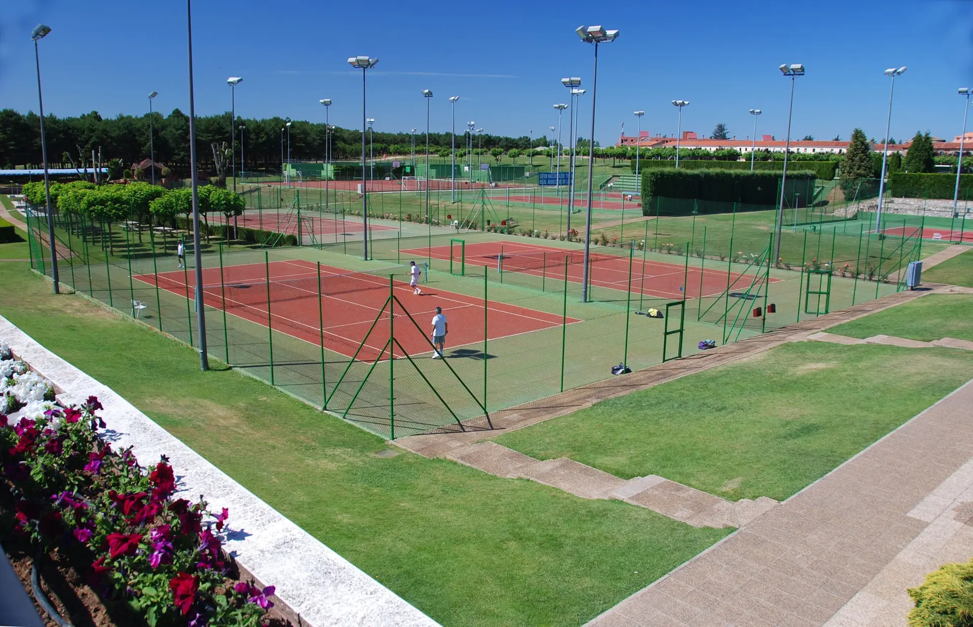 Real Aero Club de León — instalación deportiva