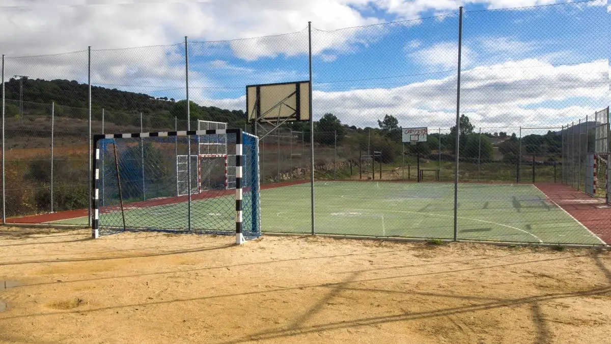 Polideportivo Municipal Cebreros — instalación deportiva