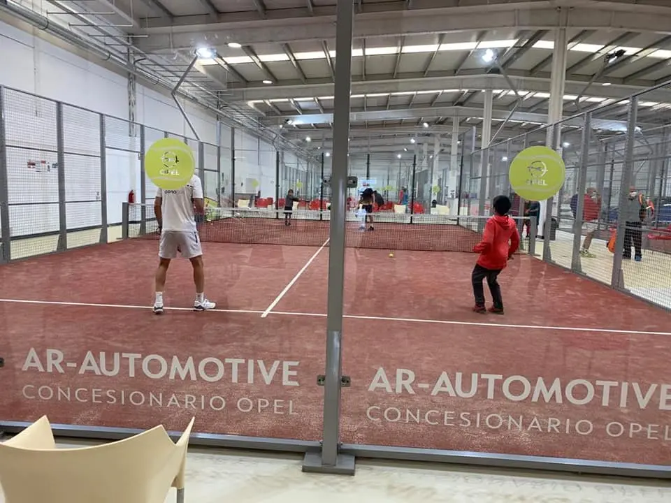 Pádel Factory Segovia — instalación deportiva