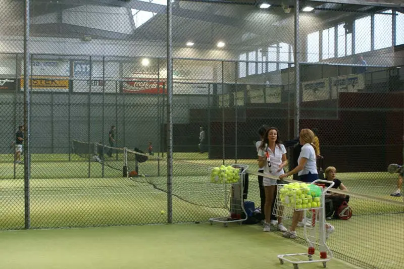 Padel 4 San Sebastián — instalación deportiva