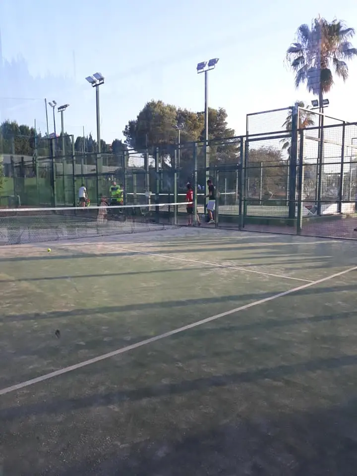 CH2 La Marina — instalación deportiva