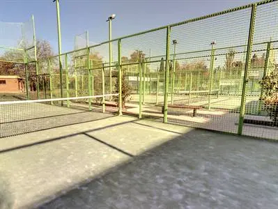 Club Padel Indoor Alcalá Cisneros — instalación deportiva