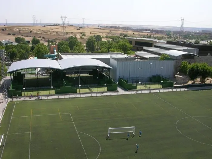 Polideportivo Municipal Dehesa Boyal — instalación deportiva