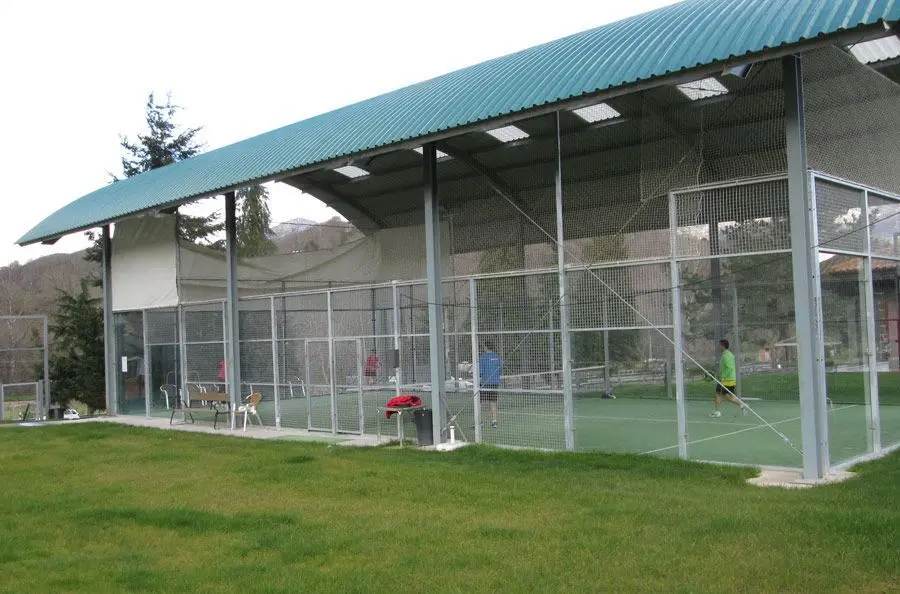 Padel La Roca — instalación deportiva