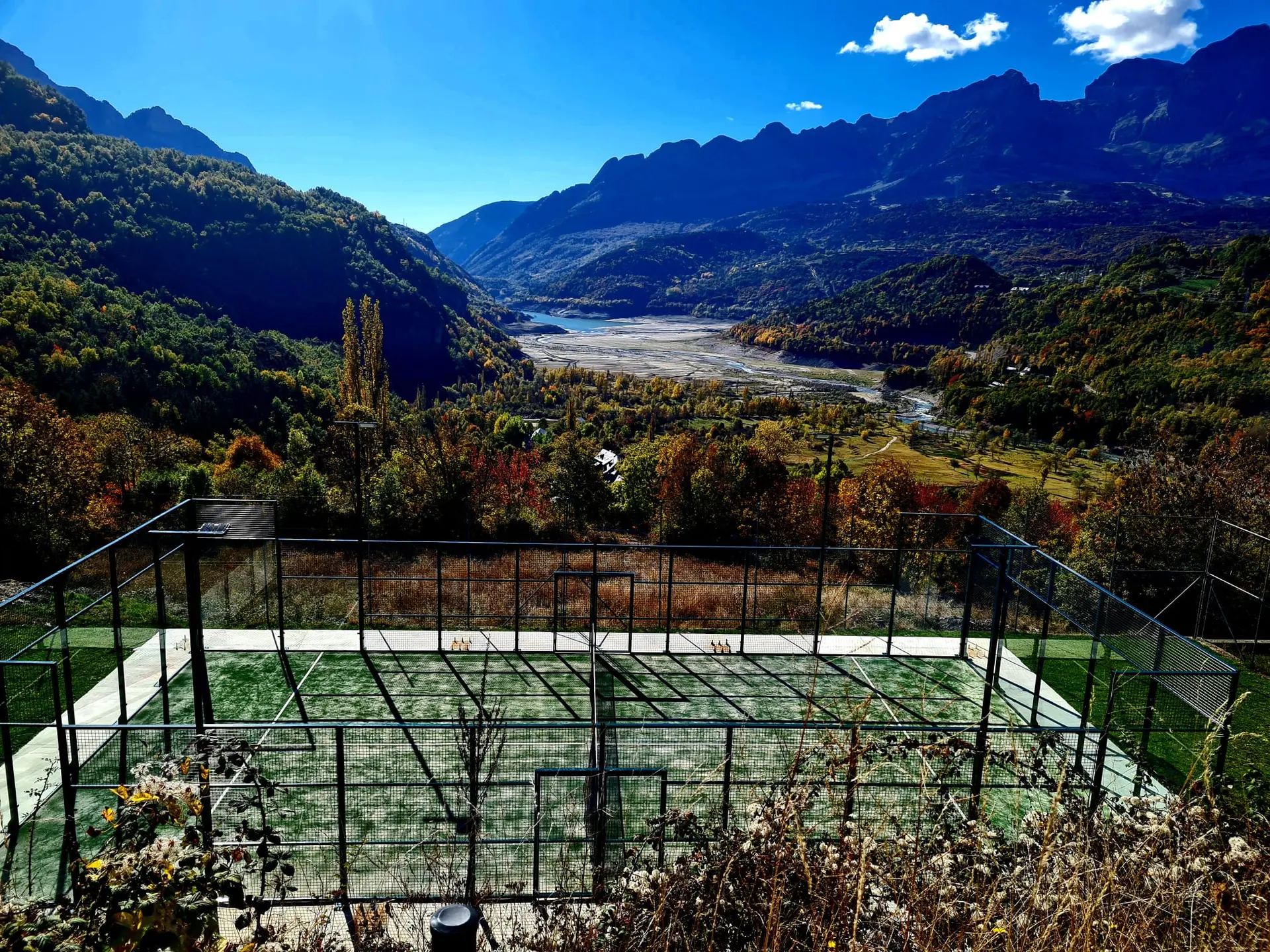 Pista Pádel Ayuntamiento de Panticosa — instalación deportiva