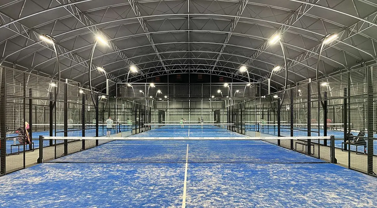 SUMA Pádel Club Alfafar — instalación deportiva