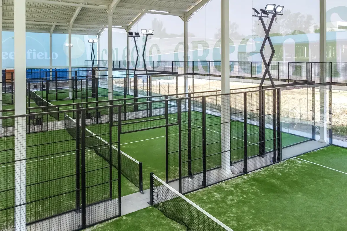 Pádel Greenfield — instalación deportiva