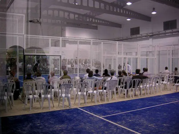 Planet Padel — instalación deportiva