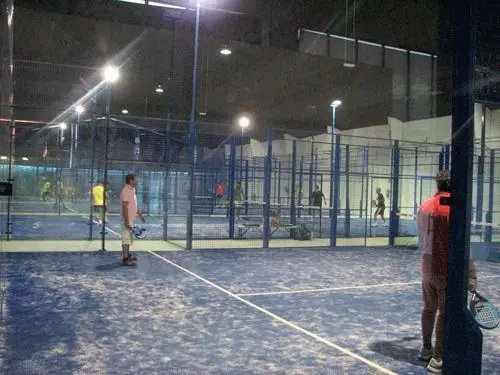 Club Let Padel Ames — instalación deportiva