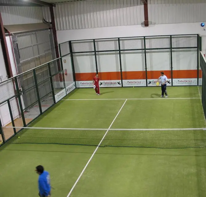 Padel Plus — instalación deportiva