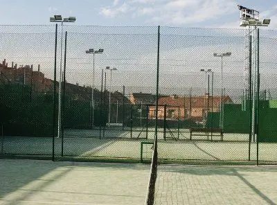 Club de Pádel Cobra Sport — instalación deportiva
