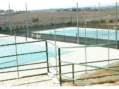 Club de Tenis Cabezarrubia — instalación deportiva