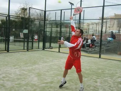 Padel Club Motril — instalación deportiva