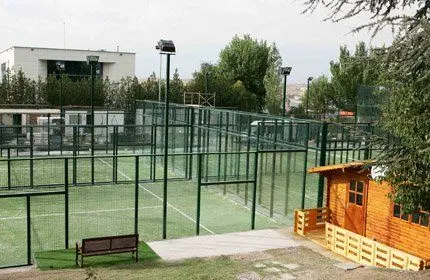 Club Suizo de Pádel — instalación deportiva