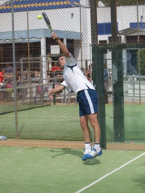 Merlin Club de raqueta Benalmádena — instalación deportiva