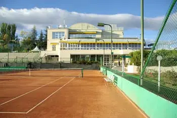 Real Club de Tenis Padel Aravaca (López-Maeso) — instalación deportiva