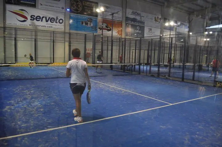 Padel Indoor Lleida — instalación deportiva
