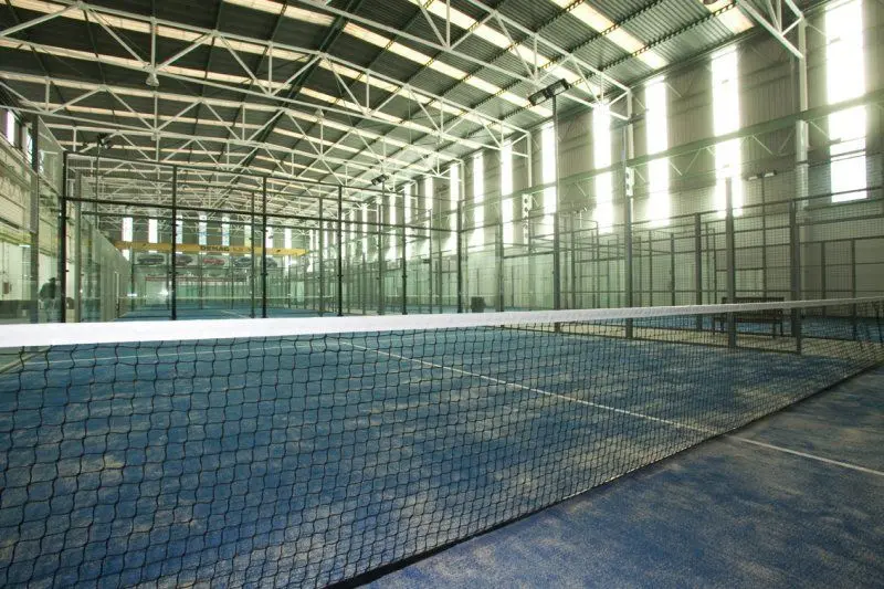 Padel Indoor Center — instalación deportiva