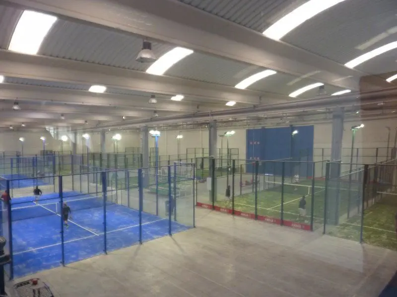 Ribera Padel Indoor — instalación deportiva