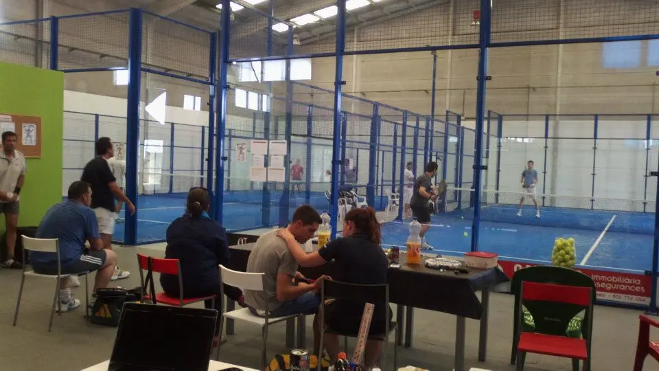 Tot Padel Indoor Algemesi — instalación deportiva