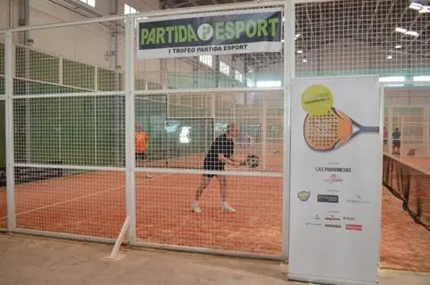 Padel Indoor Paiporta - RedPadel — instalación deportiva