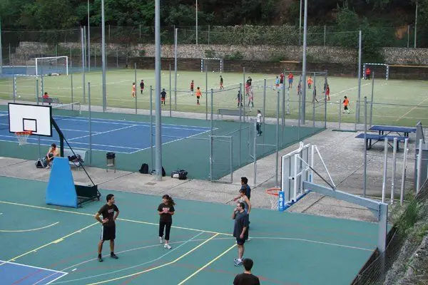 Zona esportiva del campus de Montilivi - UdG — instalación deportiva