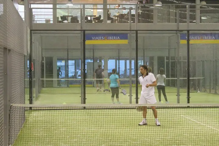 Padelia — instalación deportiva