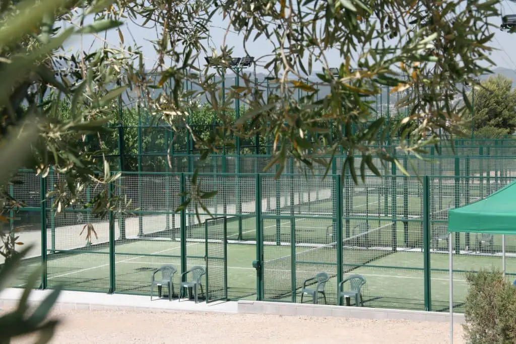 Can Cuyas Padel — instalación deportiva
